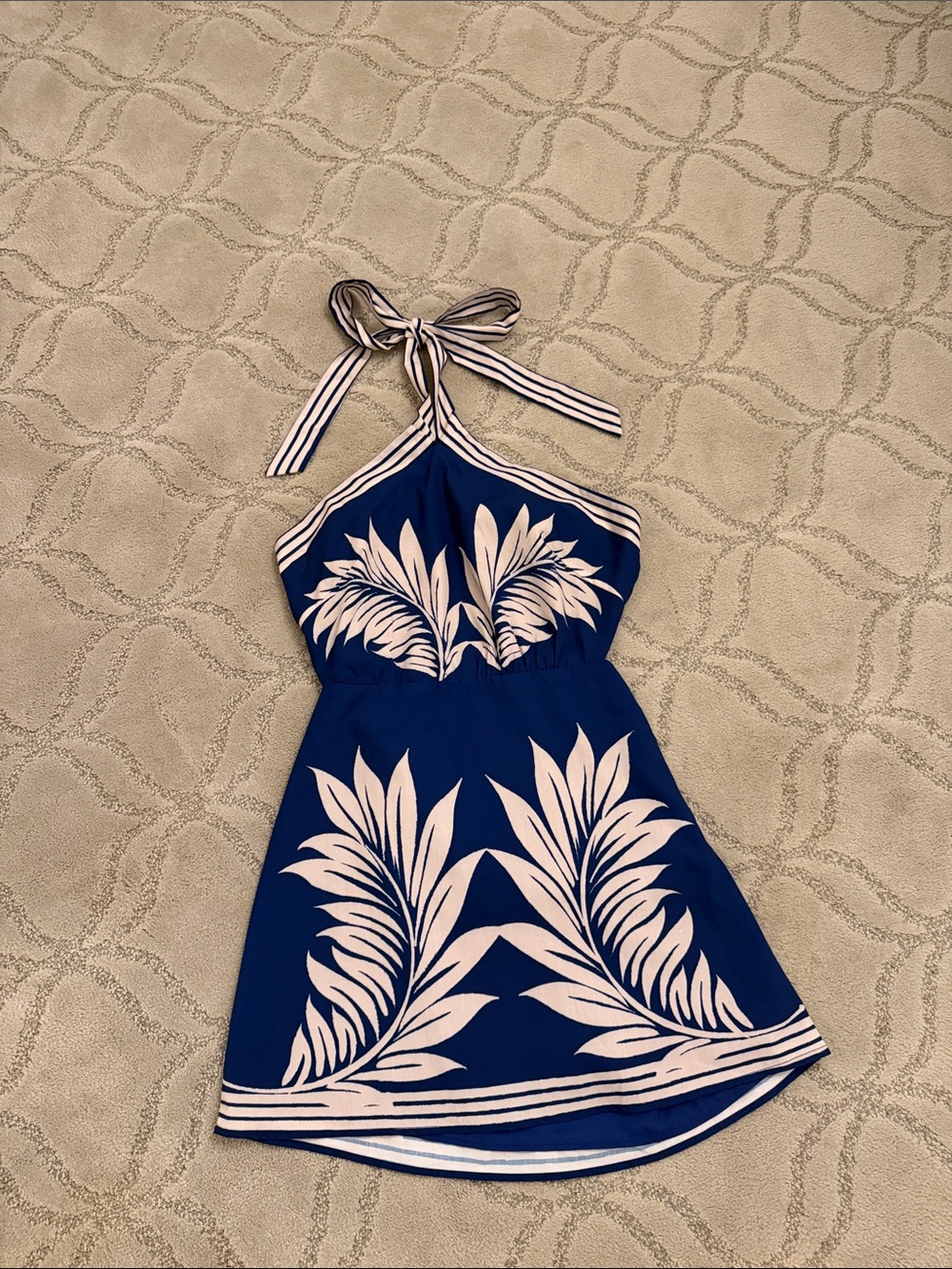 Mable NWOT Navy Halter Mini Dress with WHITE Leaf Motif